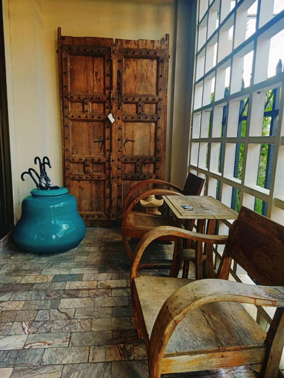 8Th House @ Center Of Chiangmai Old Town Appartement Chiang Mai Buitenkant foto